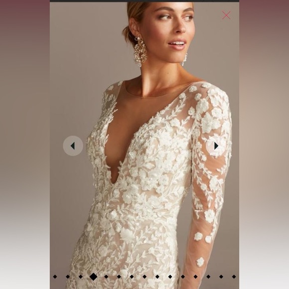 David bridal Wedding dress , size 2 - Picture 5 of 14